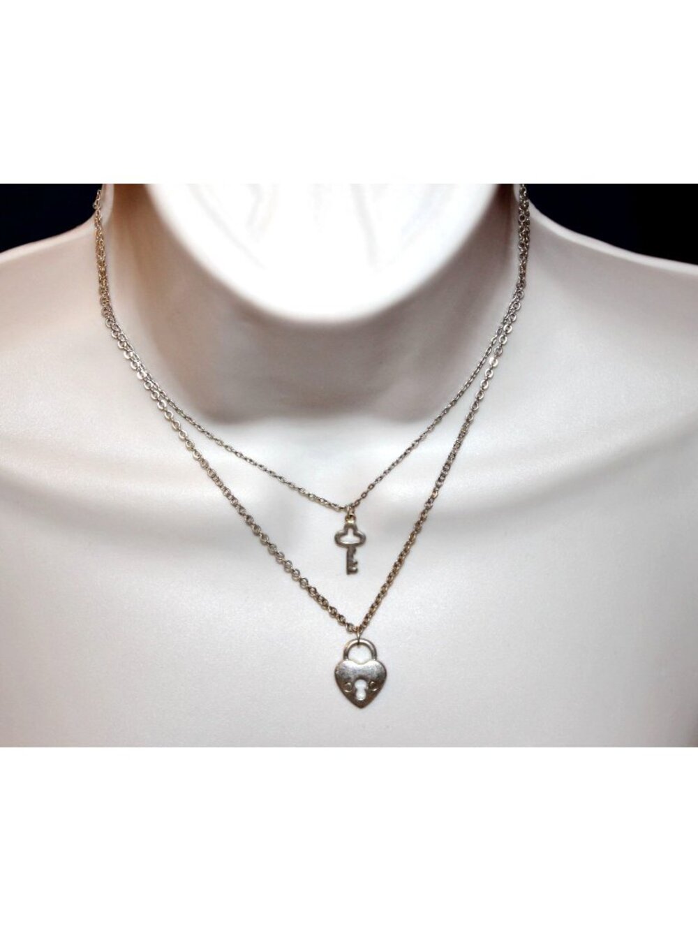 Limited Too Padlock Key Charm Pendant Necklace Vintage Y2K Deadstock NLM Girls